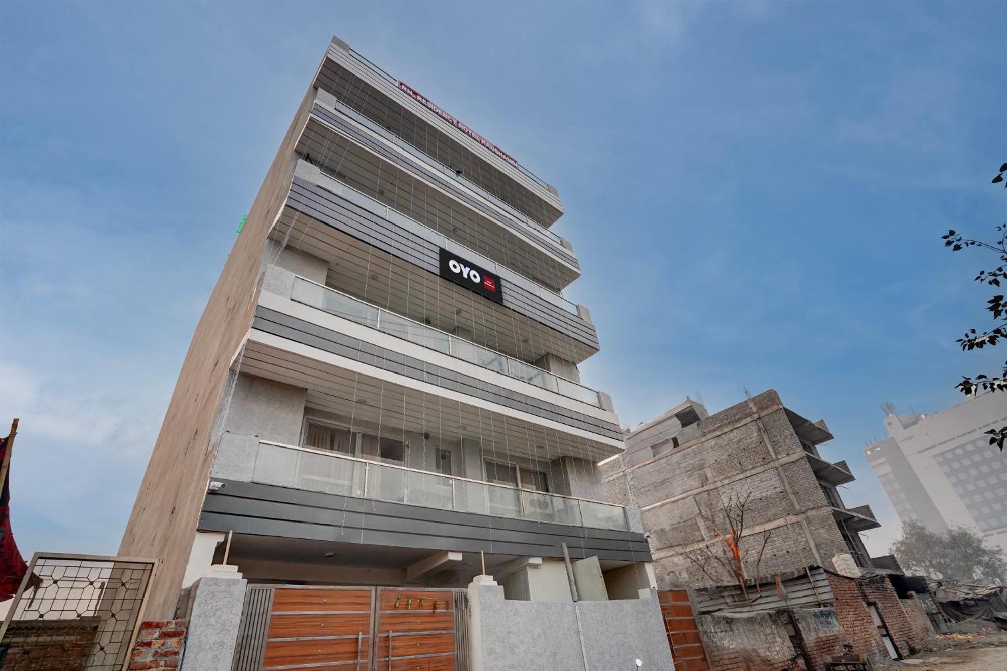 Hotel O R.N Residency Hotel Газиабад Экстерьер фото